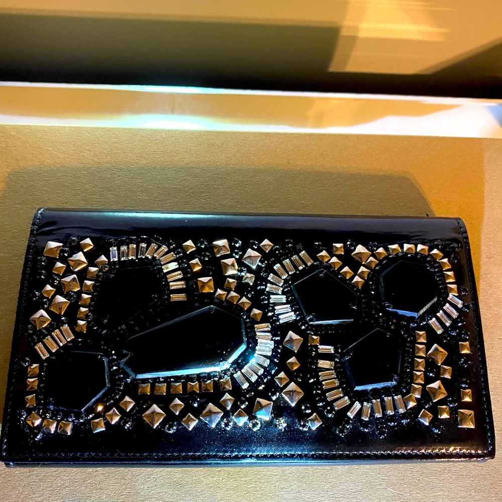 Gucci patent leather clutch with stones